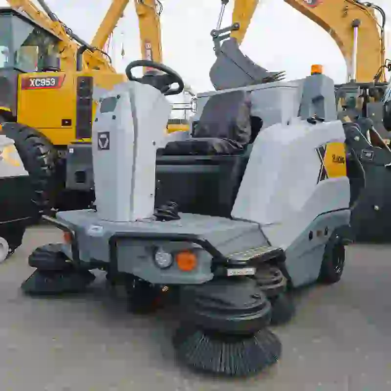 Электрическая подметально-уборочная машина XGH1900XS: фотография 2