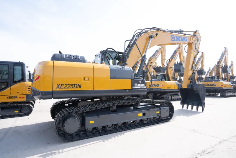 Габаритный экскаватор XE225DN: фотография 3