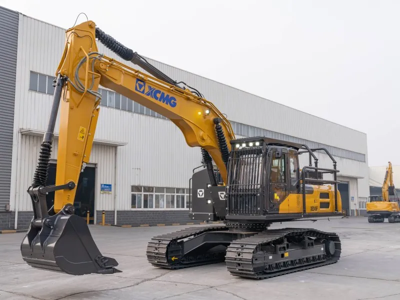 Лесозаготовительный экскаватор XE245F: фотография 3