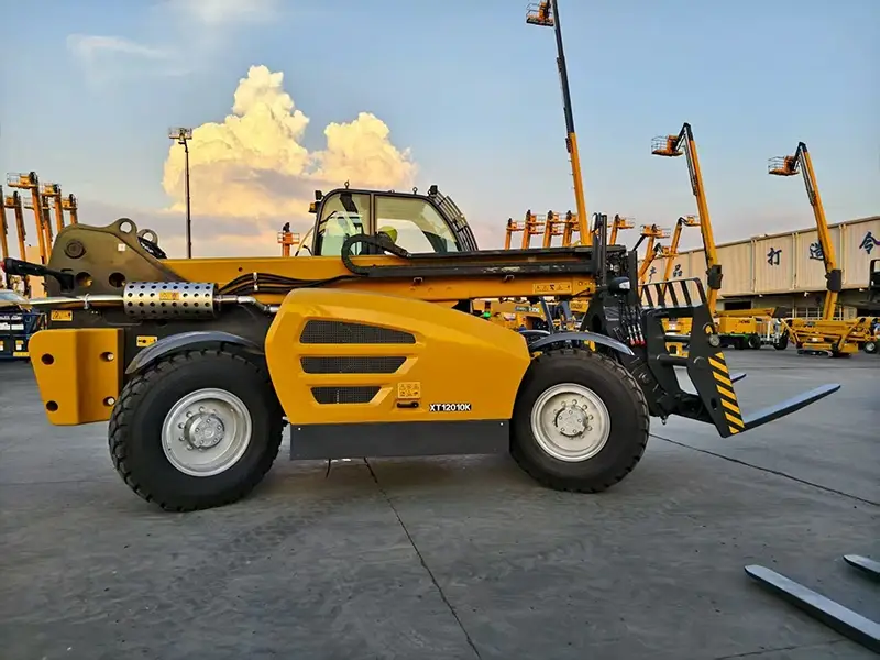 Телескопический погрузчик XT12010K: фотография 2